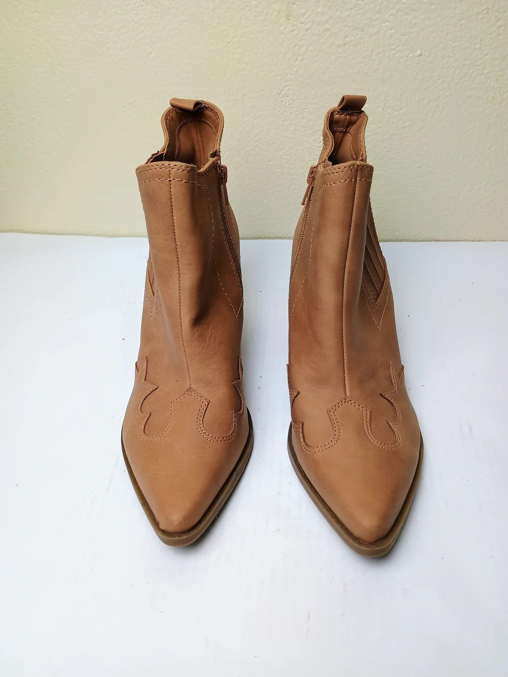 Indigo 9M Tan country Western-vegan Leather Ankle Booties Pointed Toe Stitching